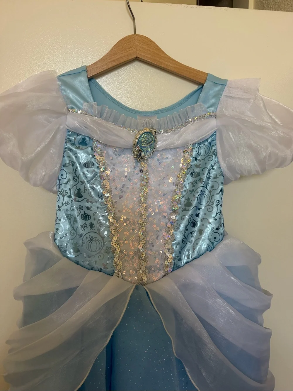 Disney Cinderella dress - Picture 2 of 4